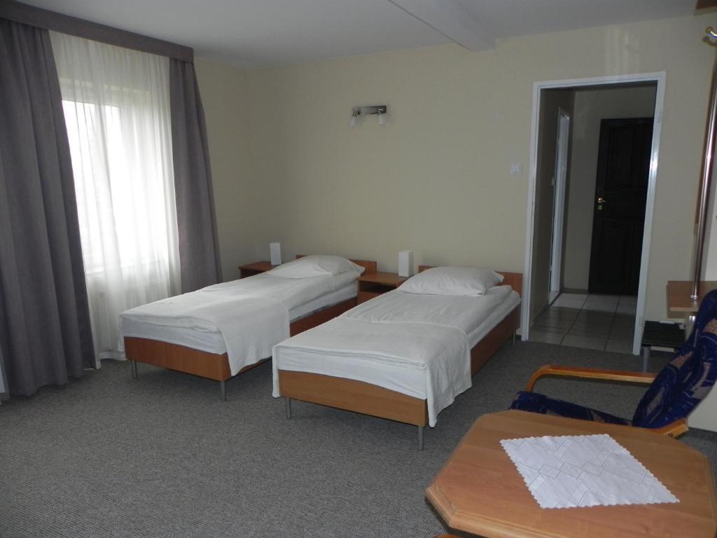 Pensjonat Galery Swiebodzice Ruang foto