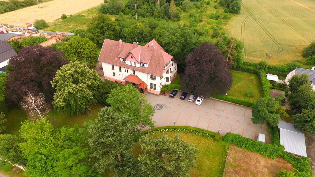 Pensjonat Galery Swiebodzice Bagian luar foto